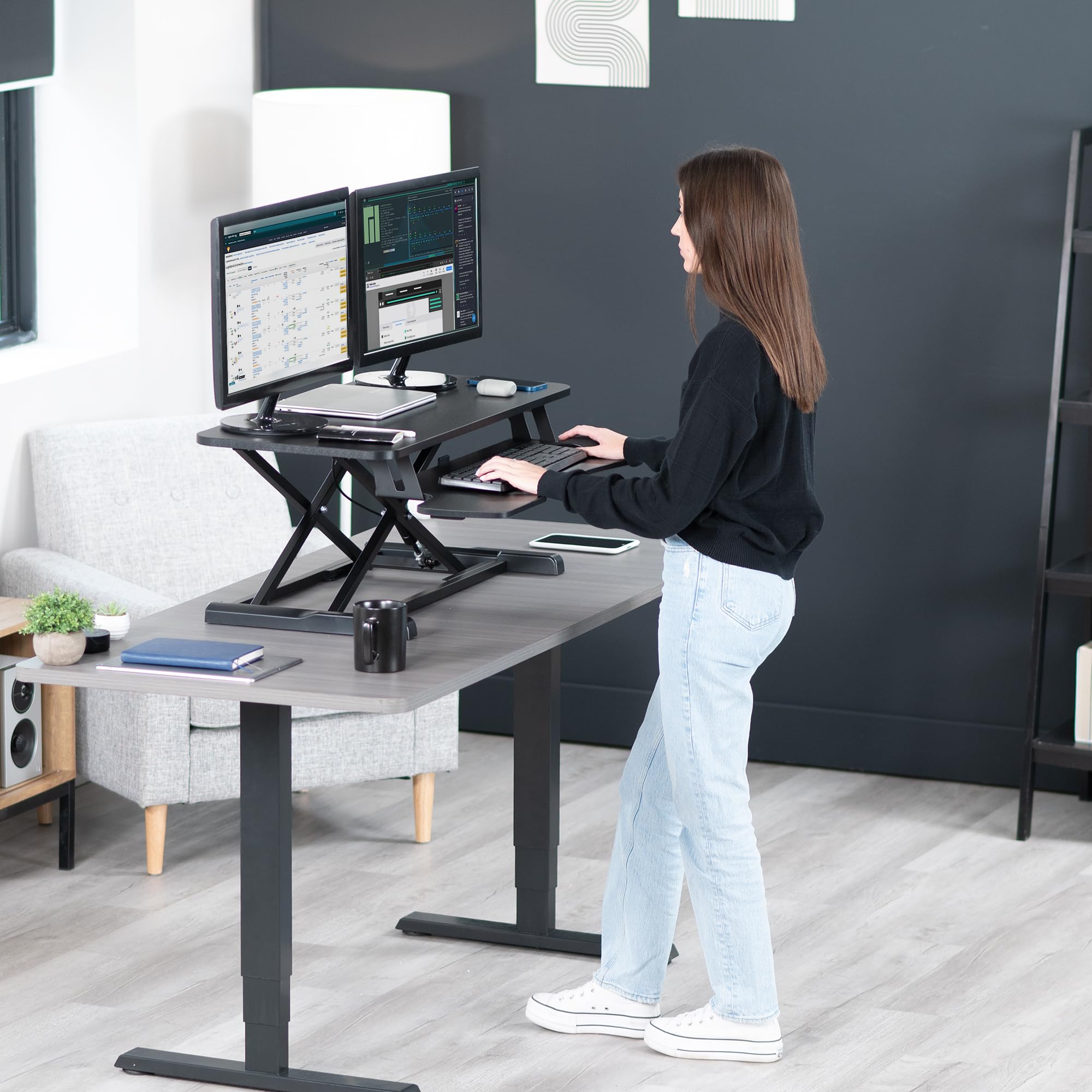 Vivo DESK-V036KB Escritorio con altura ajustable, estación de trabajo de pie o sentado para dos monitores y portátil, con bandeja para teclado amplia, negro, 91,4 cm